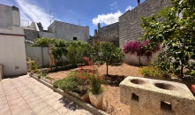 1122-VC - Muro Leccese - Abitazione indipendente voltata a stella con giardino
