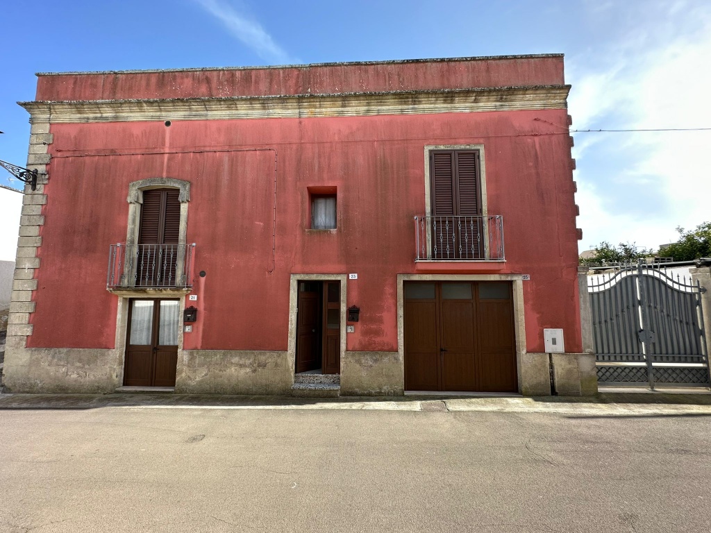 0723 - VC - Uggiano La Chiesa - Abitazione indipendente tipica salentina