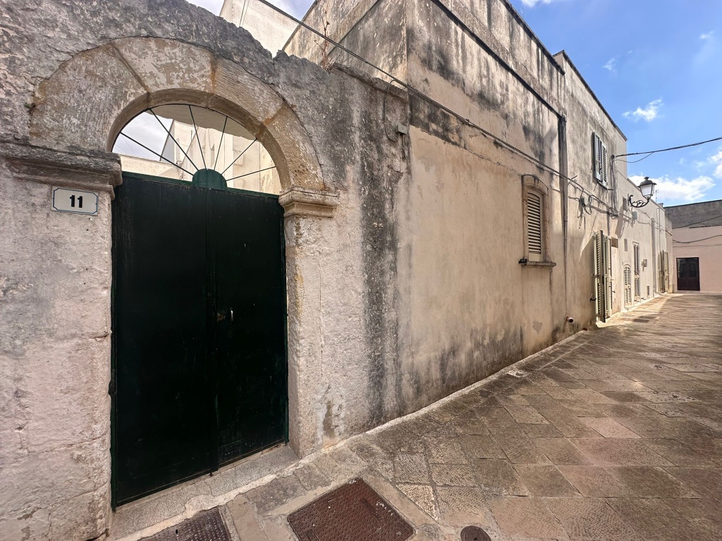 1325-VC  - Muro Leccese - Casa indipendente nel centro storico 