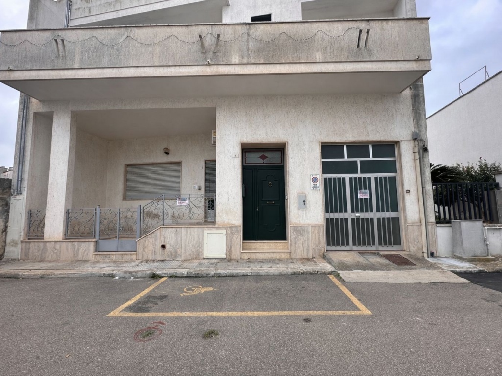 2025-VC - Abitazione indipendente con giardino e garage - Cursi